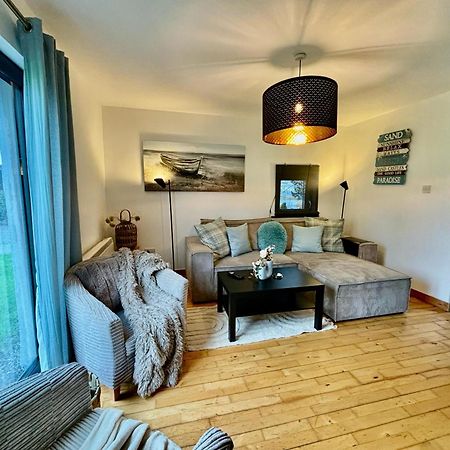 Sea Whispers - My Charming Costal Retreat In Youghal Exterior foto