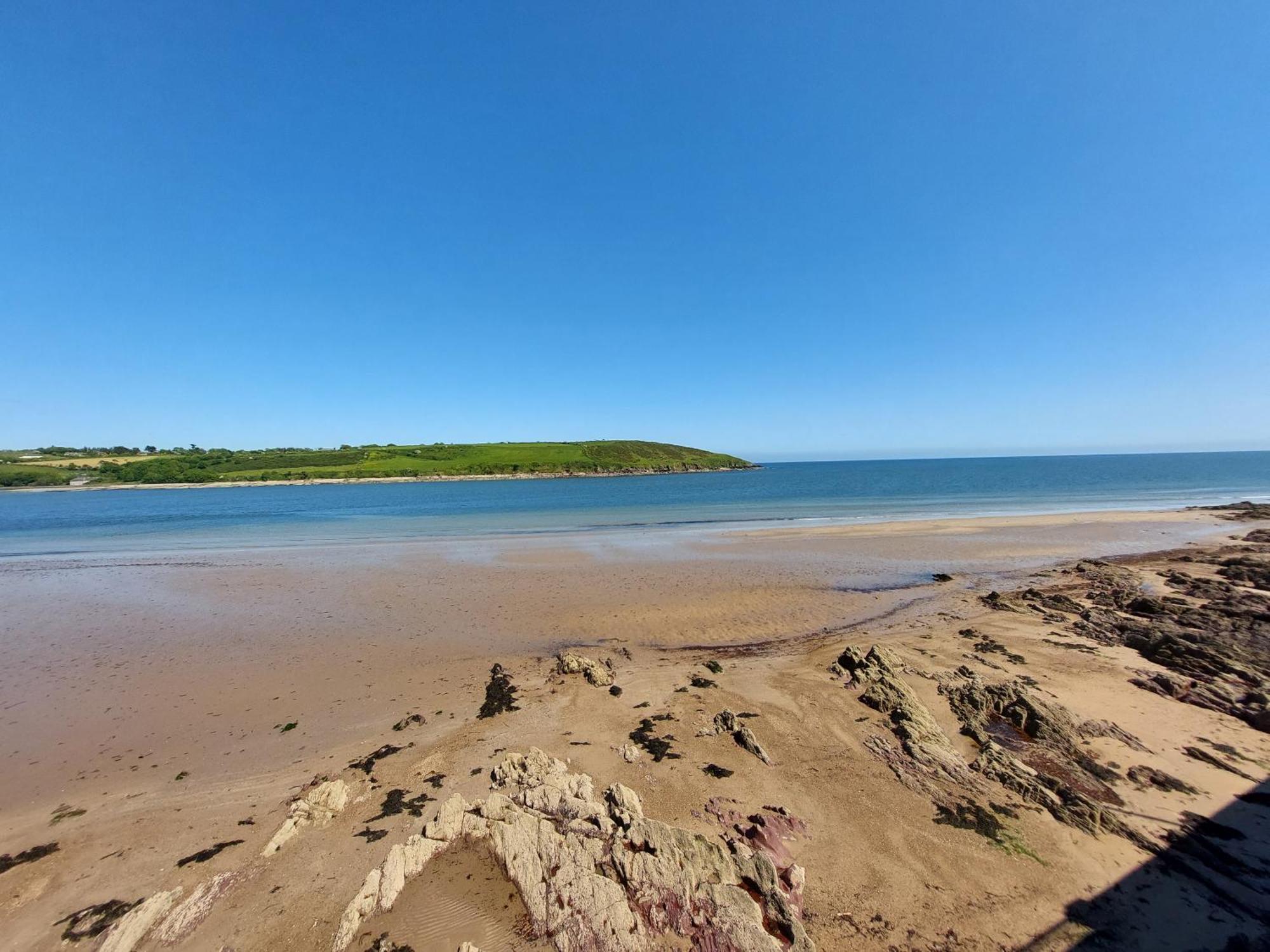 Sea Whispers - My Charming Costal Retreat In Youghal Exterior foto