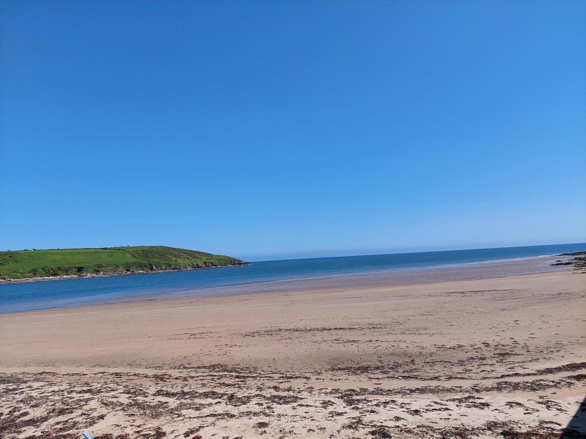 Sea Whispers - My Charming Costal Retreat In Youghal Exterior foto