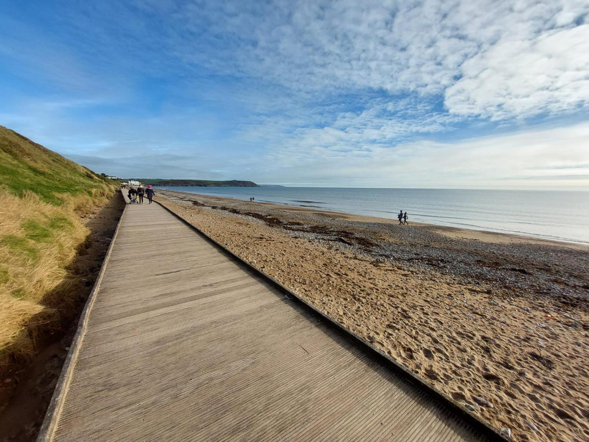 Sea Whispers - My Charming Costal Retreat In Youghal Exterior foto